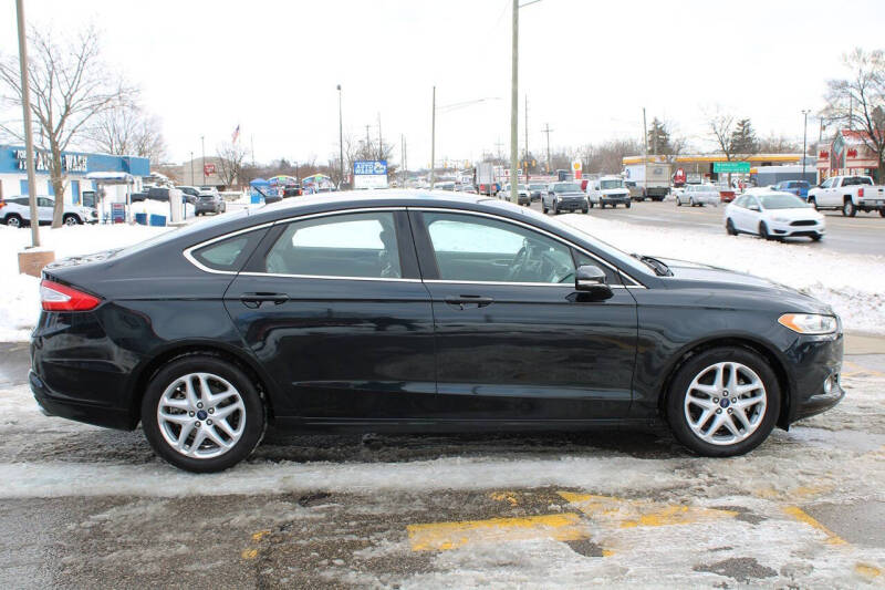 2014 Ford Fusion SE