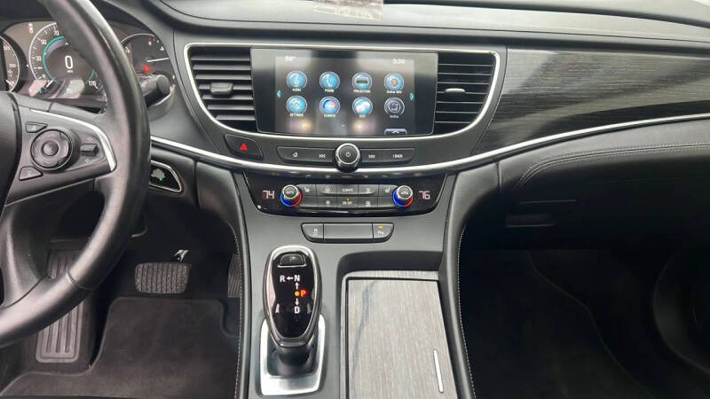 2017 Buick LaCrosse Essence