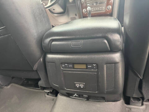 2017 Nissan Armada SL