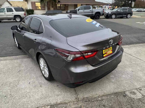2022 Toyota Camry LE