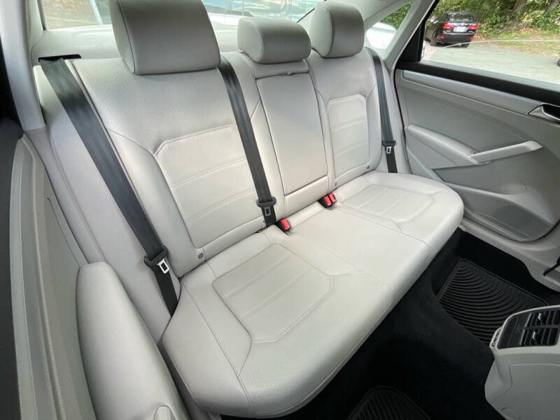 2019 Volkswagen Passat Wolfsburg