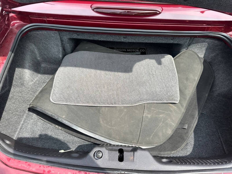 2004 Ford Thunderbird Deluxe