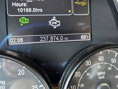 2019 Peterbilt 567 Road Tractor