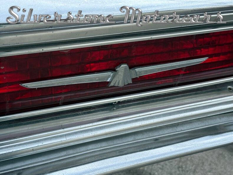 1964 Ford Thunderbird