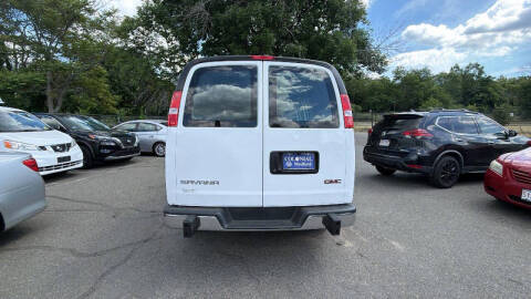 2024 GMC Savana 2500