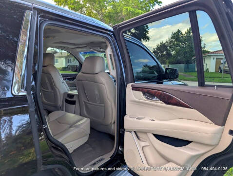 2015 Cadillac Escalade Luxury