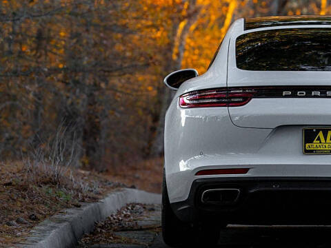 2017 Porsche Panamera 4