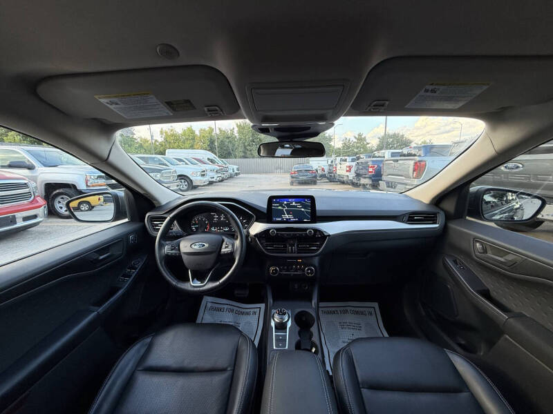 2020 Ford Escape SEL