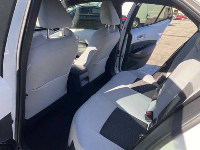 2024 Toyota Corolla Hatchback SE