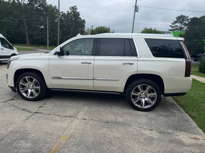 2015 Cadillac Escalade Premium's photo