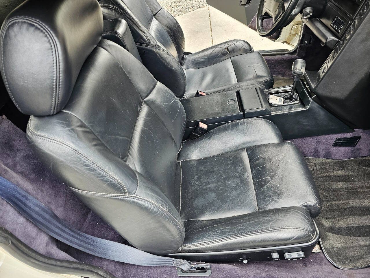 1993 Cadillac Allante 38