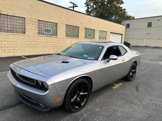 2014 Dodge Challenger SXT Plus