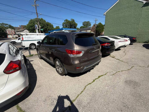 2015 Nissan Pathfinder Platinum