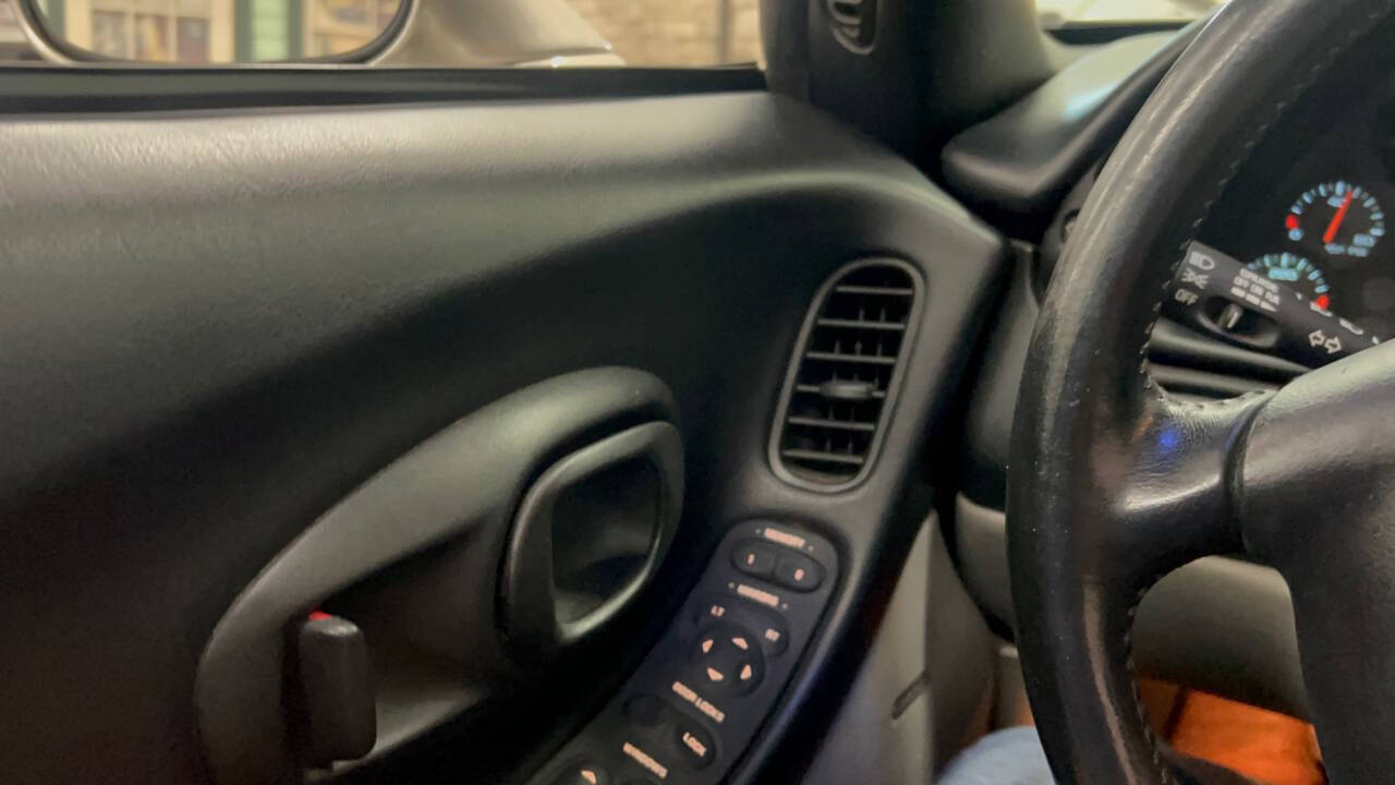 2000 Chevrolet Corvette 51
