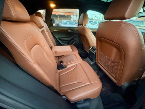 2012 Audi Q5 2.0T quattro Premium Plus