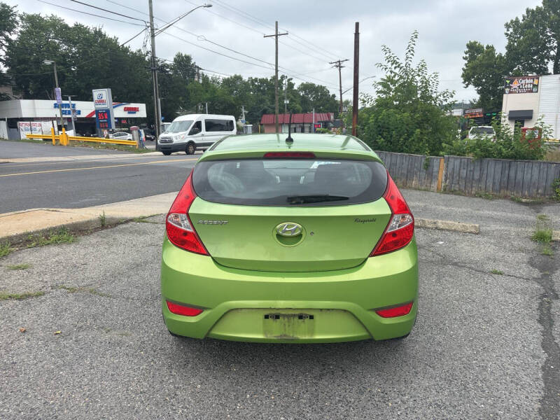2013 Hyundai Accent GS