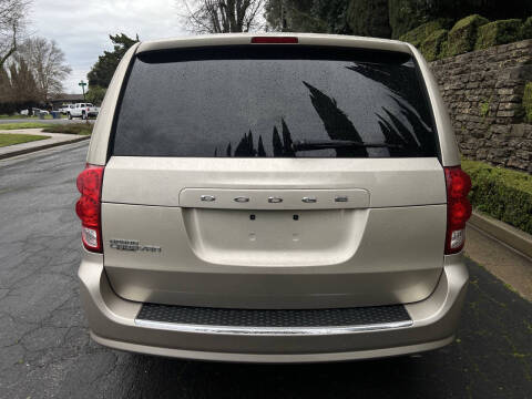 2013 Dodge Grand Caravan SE