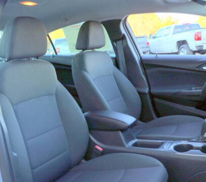 2017 Chevrolet Cruze LT Auto