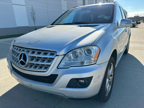 2011 Mercedes-Benz M-Class for sale at ELMHURST  CAR CENTER in Elmhurst IL