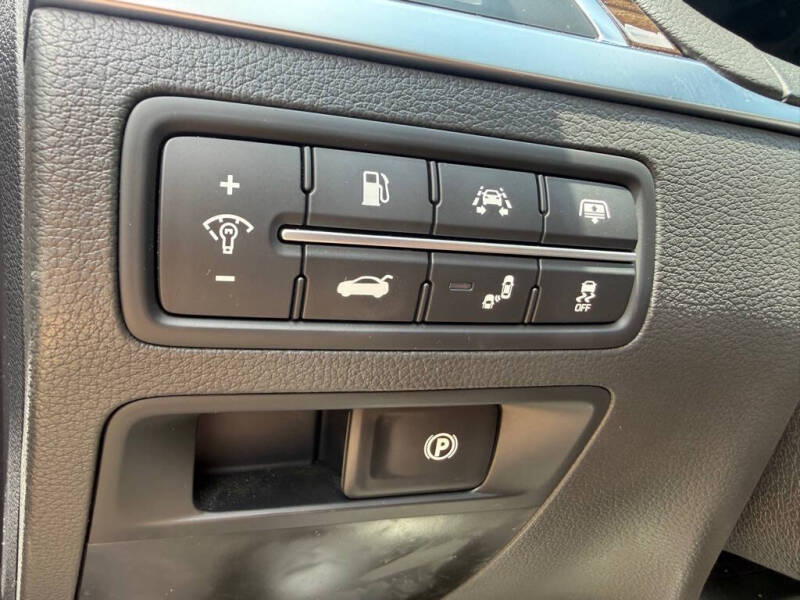 2019 Genesis G80
