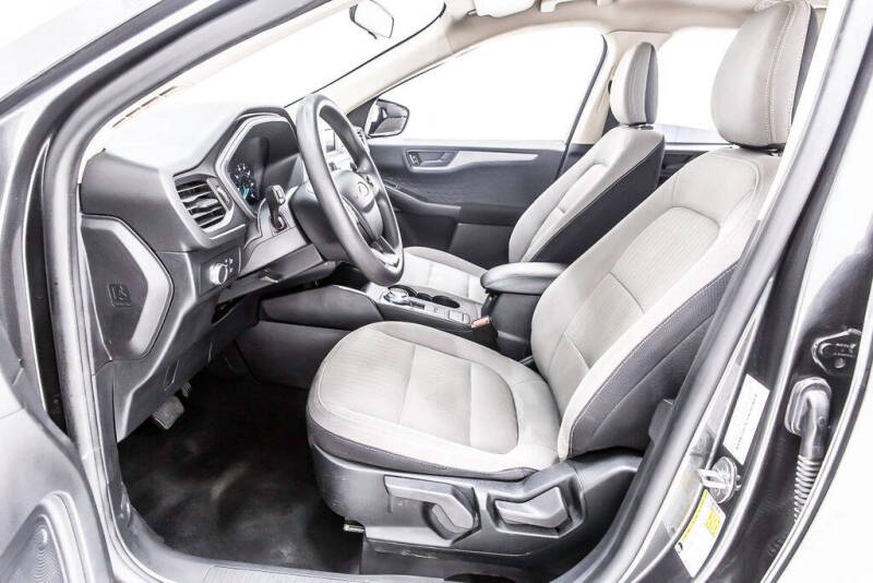 2020 Ford Escape S