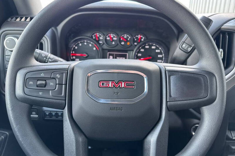 2026 GMC Sierra 2500HD Pro