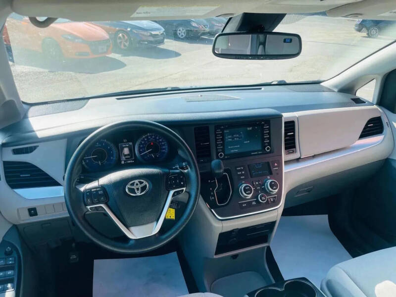 2019 Toyota Sienna
