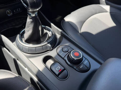 2017 MINI Clubman Cooper