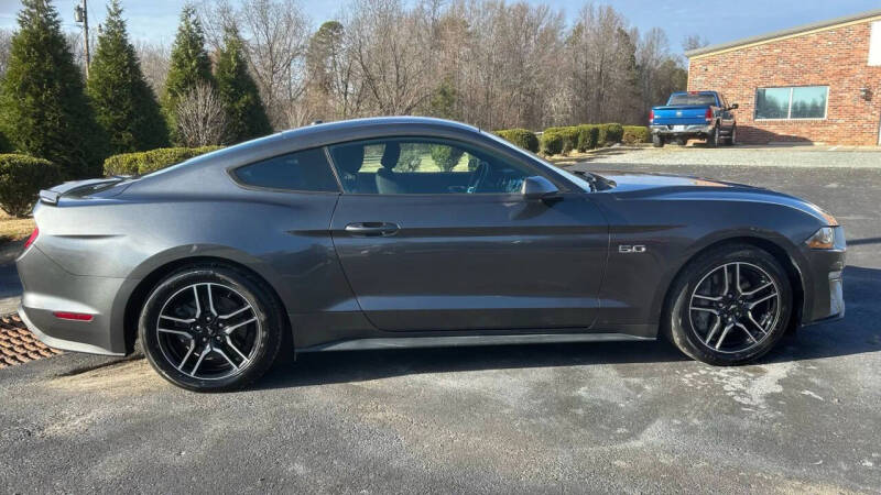 2019 Ford Mustang