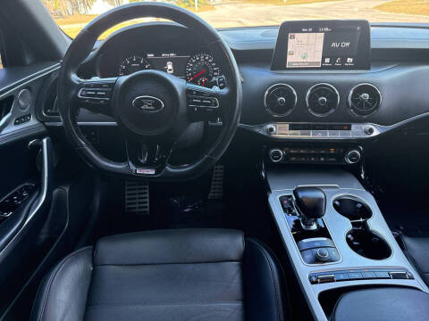 2019 Kia Stinger GT2