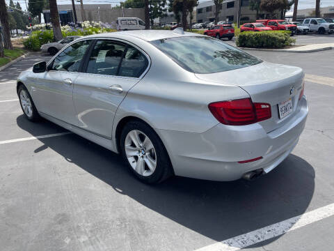 2012 BMW 5 Series 528i