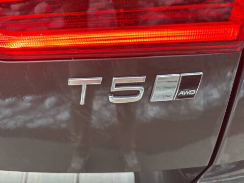 2020 Volvo XC60 T5 Inscription