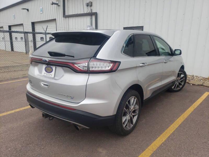 2017 Ford Edge Titanium