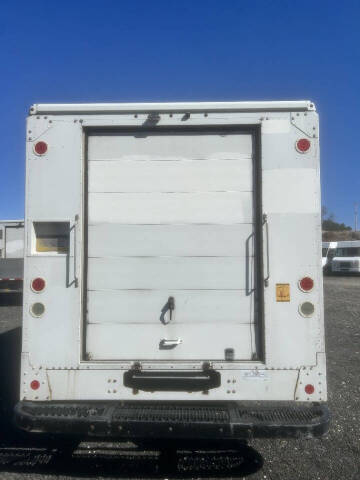 2012 Ford Stripped Chassis