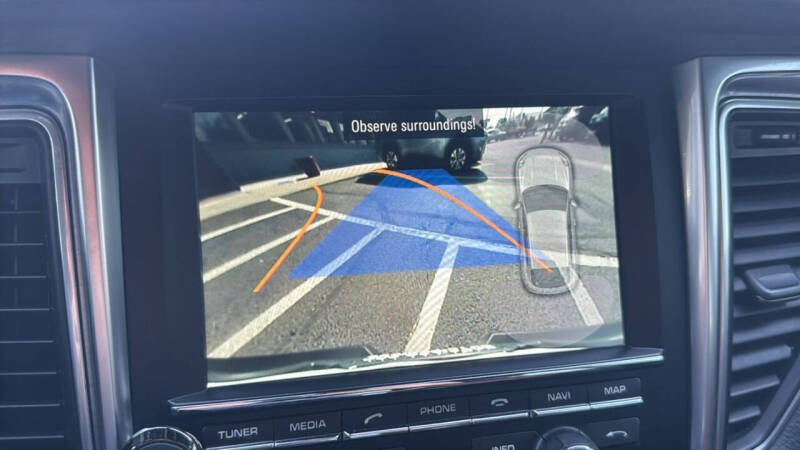 2016 Porsche Macan S
