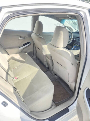 2011 Toyota Prius Two