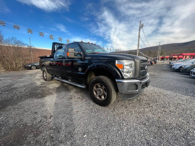 2015 Ford F-350 Super Duty XL's photo