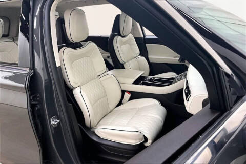 2022 Lincoln Aviator Black Label