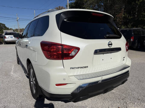 2018 Nissan Pathfinder SL