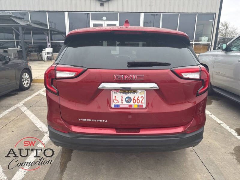 2024 GMC Terrain SLE