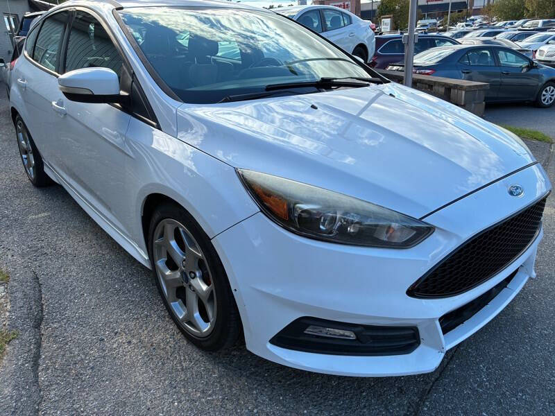 2017 Ford Focus ST