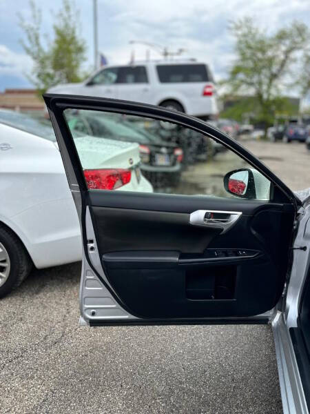 2013 Lexus CT 200h