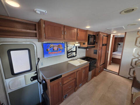 2017 Winnebago Minnie Winnie