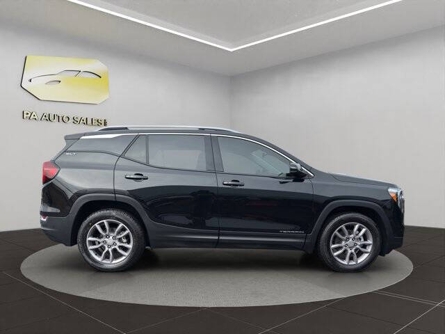 2024 GMC Terrain SLT