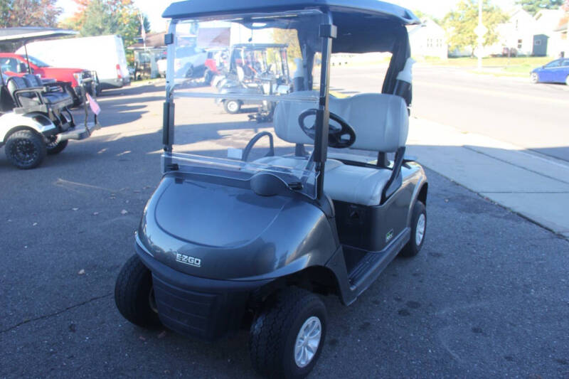 2020 E-Z-GO RXV ELiTE