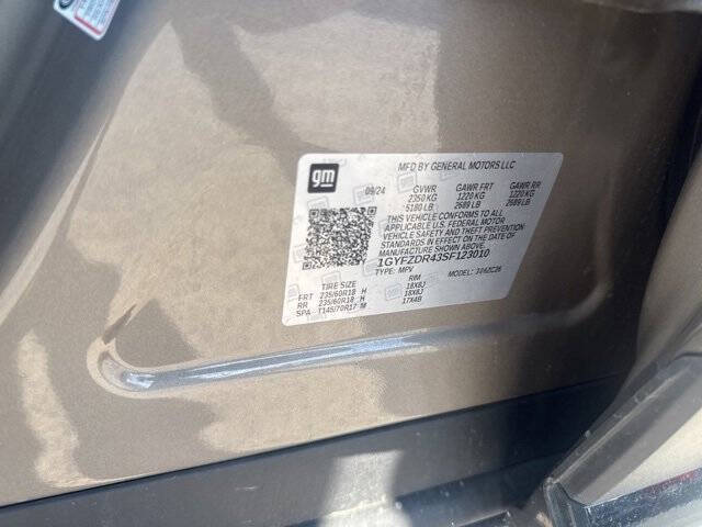 2025 Cadillac XT4 Premium Luxury