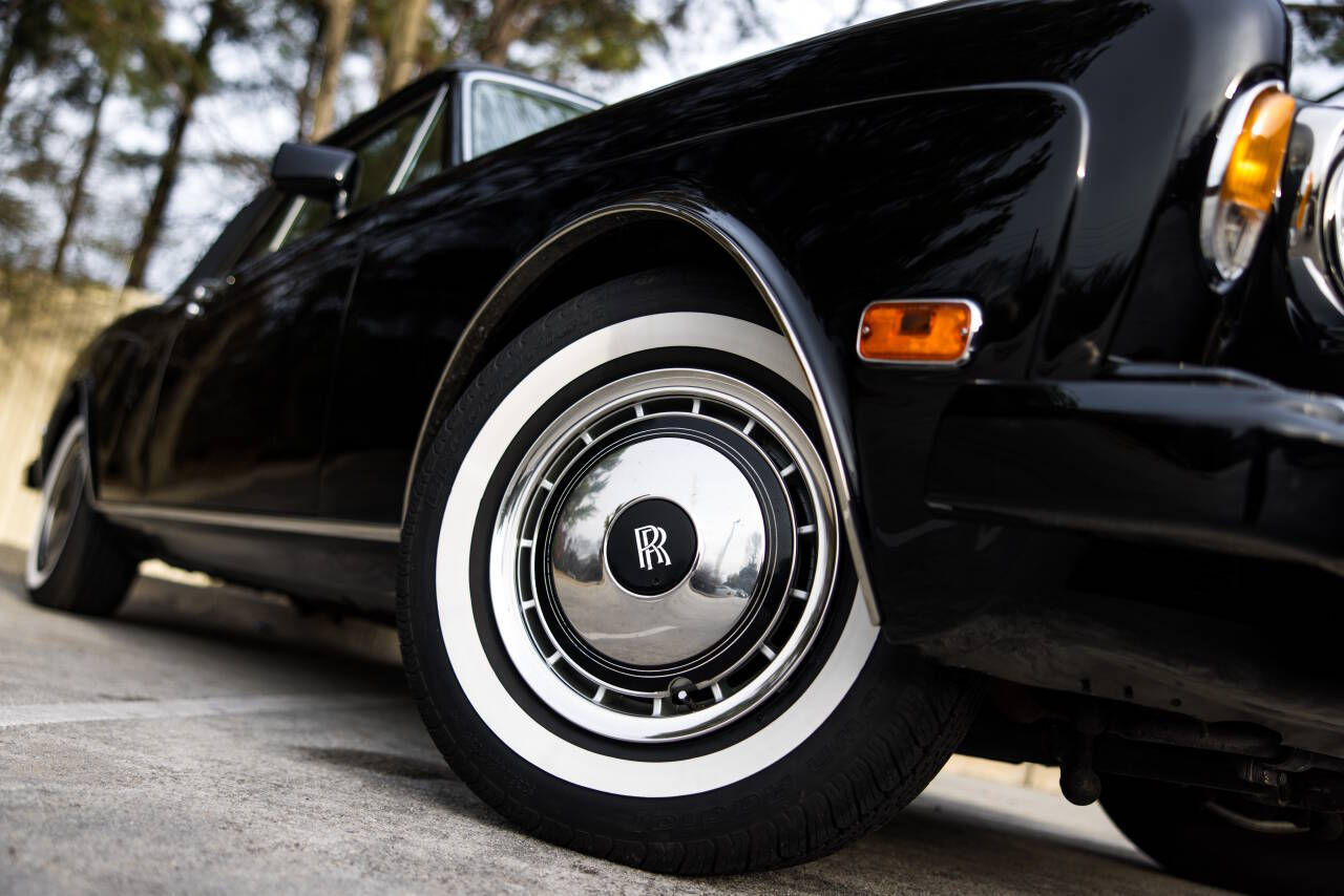 1991 Rolls-Royce Corniche 44
