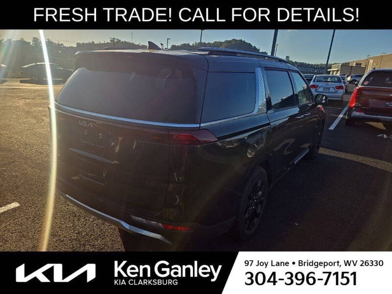 2022 Kia Carnival SX