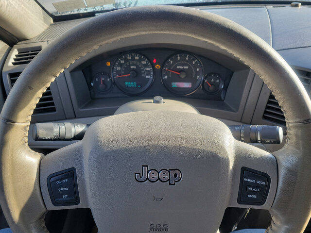 2006 Jeep Grand Cherokee Laredo