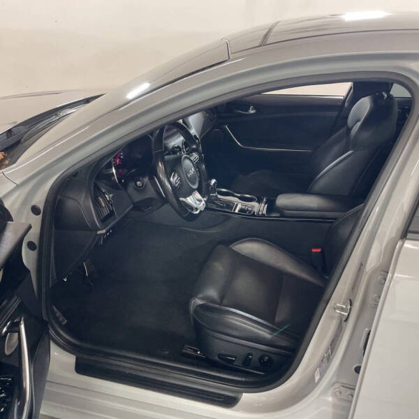 2022 Kia Stinger GT-Line